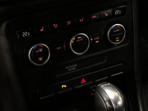 Volkswagen Beetle II (A5) с пробегом 2013 года, цена 1 269 000 рублей, 155464 км, хэтчбек, Автокод Объявления