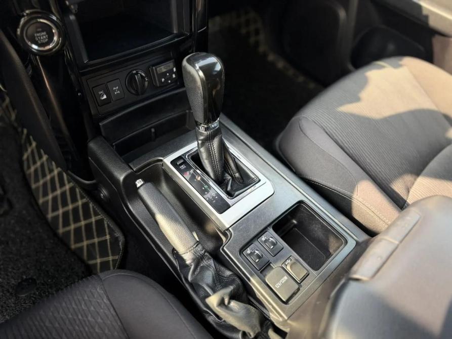 Toyota Land Cruiser Prado 150 Series Рестайлинг 1 Кемерово  - изображение 10