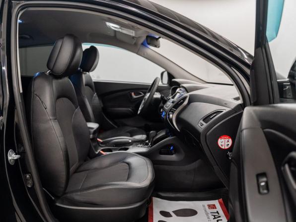 Hyundai ix35 I Рестайлинг с пробегом 2014 года, цена 1 490 000 рублей, 168703 км, внедорожник, Автокод Объявления