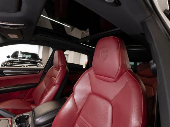 Porsche Cayenne III с пробегом 2019 года, цена 5 880 000 рублей, 98015 км, внедорожник, Автокод Объявления
