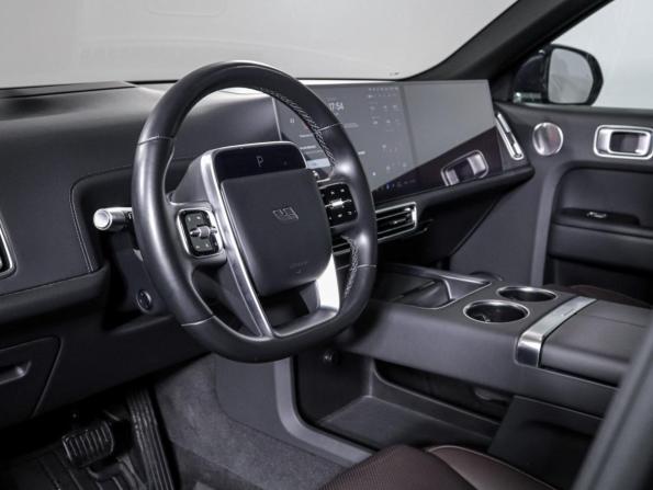 Li Auto (Lixiang) L9 I с пробегом 2023 года, цена 6 700 000 рублей, 16500 км, внедорожник, Автокод Объявления