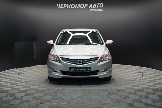Hyundai Solaris I Рестайлинг с пробегом 2015 года, цена 1 080 000 рублей, 204000 км, хэтчбек, Автокод Объявления