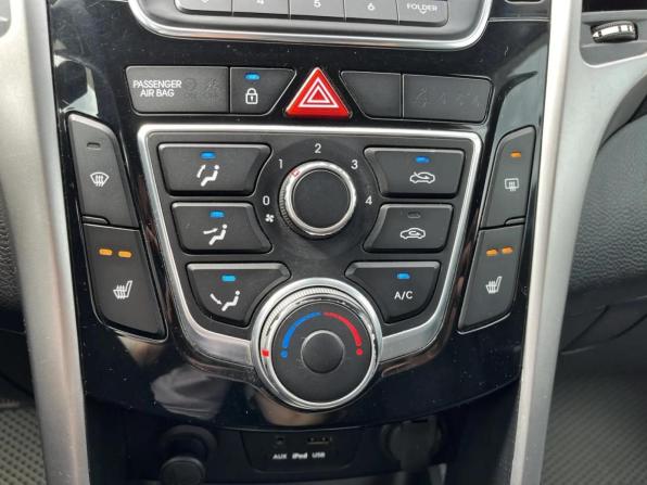 Hyundai i30 II с пробегом 2012 года, цена 949 000 рублей, 141060 км, хэтчбек, Автокод Объявления