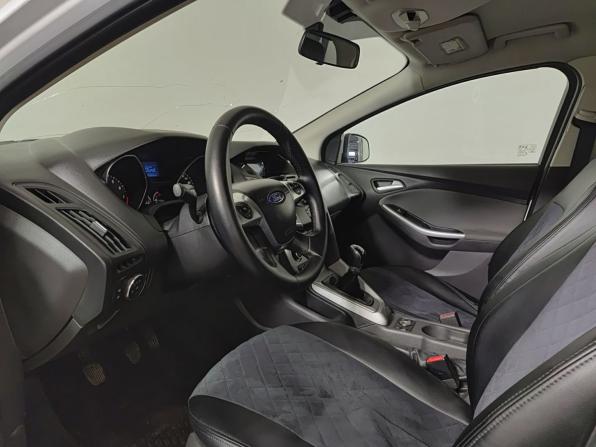 Ford Focus III с пробегом 2013 года, цена 650 000 рублей, 307642 км, универсал, Автокод Объявления