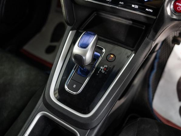 Honda Shuttle II с пробегом 2017 года, цена 1 149 500 рублей, 204738 км, универсал, Автокод Объявления