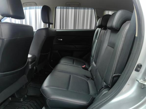 Mitsubishi Outlander III Рестайлинг 2 с пробегом 2018 года, цена 1 848 000 рублей, 151350 км, внедорожник, Автокод Объявления