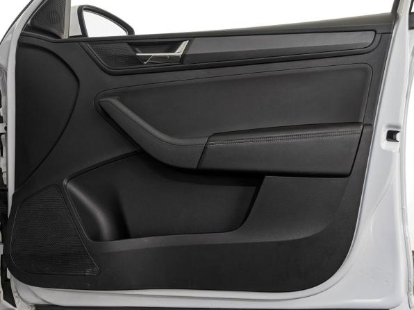 Skoda Rapid II с пробегом 2021 года, цена 1 240 000 рублей, 162808 км, лифтбек, Автокод Объявления