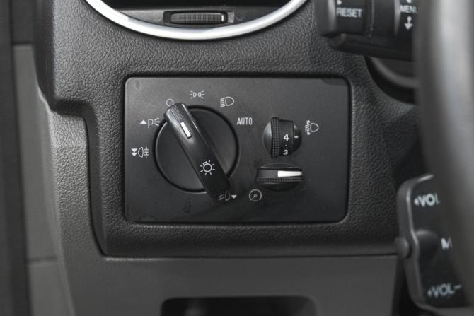 Ford Focus II Рестайлинг с пробегом 2008 года, цена 599 000 рублей, 185000 км, седан, Автокод Объявления