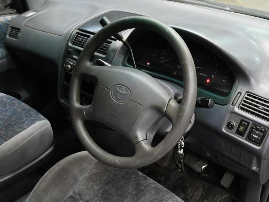 Toyota Ipsum I (M10) Екатеринбург  - изображение 6