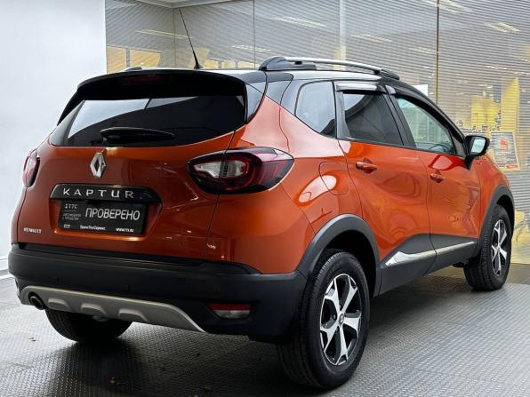 Renault Kaptur I с пробегом 2018 года, цена 1 129 000 рублей, 197000 км, внедорожник, Автокод Объявления