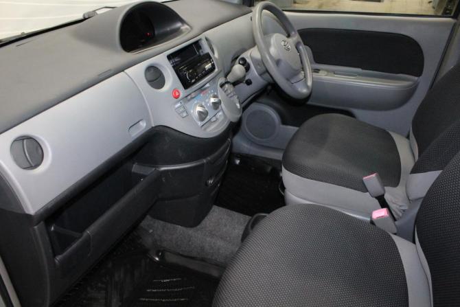 Toyota Sienta I с пробегом 2005 года, цена 555 000 рублей, 260167 км, минивэн, Автокод Объявления