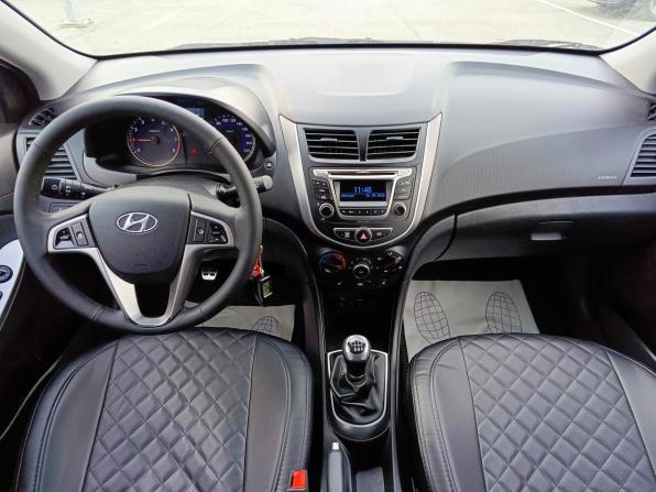 Hyundai Solaris I Рестайлинг с пробегом 2016 года, цена 924 995 рублей, 157163 км, седан, Автокод Объявления