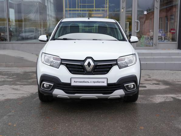 Renault Logan II Рестайлинг с пробегом 2022 года, цена 1 280 000 рублей, 86940 км, седан, Автокод Объявления
