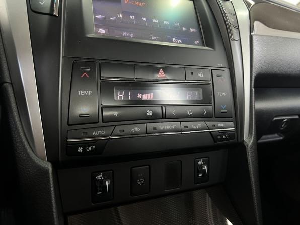 Toyota Camry VII (XV50) Рестайлинг с пробегом 2015 года, цена 1 770 000 рублей, 171000 км, седан, Автокод Объявления