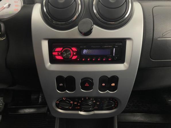 Renault Logan I Рестайлинг с пробегом 2012 года, цена 555 000 рублей, 218281 км, седан, Автокод Объявления