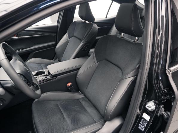 Toyota Camry IX (XV80) China Market с пробегом 2026 года, цена 4 499 000 рублей, 18 км, седан, Автокод Объявления