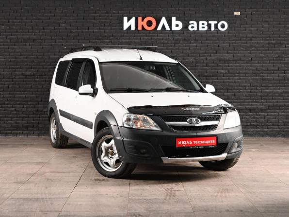 Lada (ВАЗ) Largus I с пробегом 2017 года, цена 800 000 рублей, 133732 км, универсал, Автокод Объявления