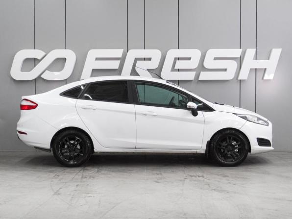Ford Fiesta Mk6 Рестайлинг с пробегом 2016 года, цена 699 000 рублей, 218193 км, седан, Автокод Объявления
