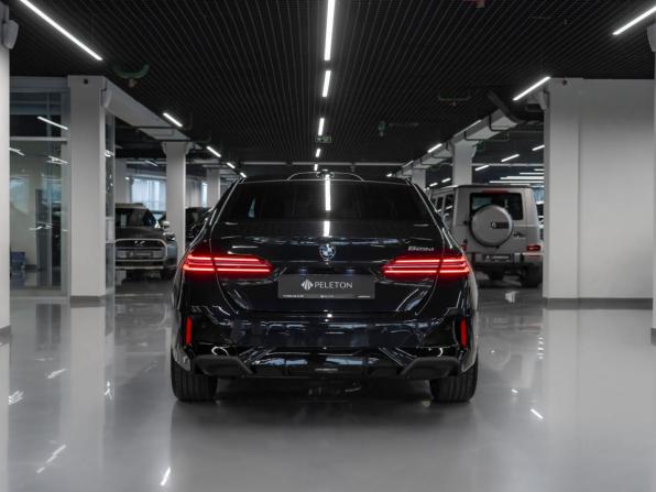 BMW 5 серии VIII (G60/G61/G68) с пробегом 2025 года, цена 7 600 000 рублей, 7277 км, седан, Автокод Объявления