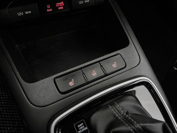 Kia Rio IV с пробегом 2019 года, цена 1 017 000 рублей, 146980 км, седан, Автокод Объявления
