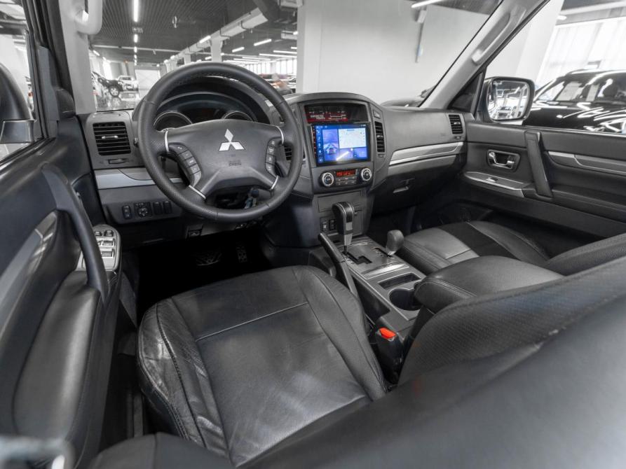 Mitsubishi Pajero IV Рестайлинг 1 Москва  - изображение 10