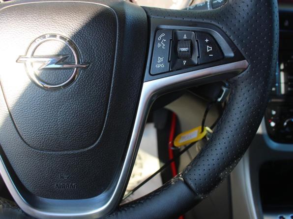 Opel Astra J с пробегом 2011 года, цена 630 000 рублей, 149113 км, хэтчбек, Автокод Объявления