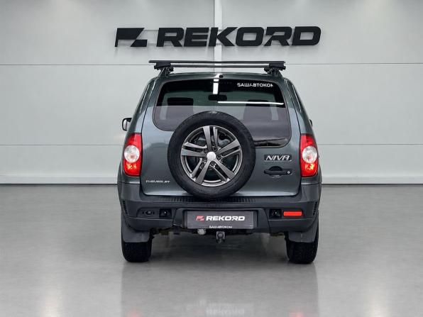 Chevrolet Niva I Рестайлинг с пробегом 2019 года, цена 799 000 рублей, 107904 км, внедорожник, Автокод Объявления