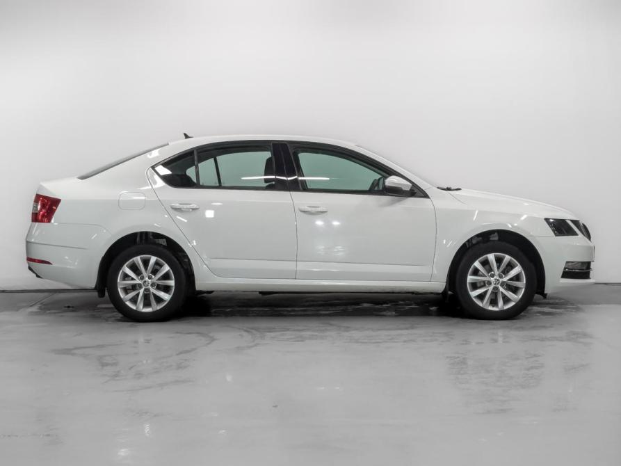 Skoda Octavia III (A7) Рестайлинг Москва  - изображение 4