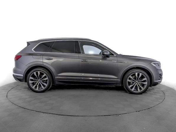 Volkswagen Touareg III с пробегом 2021 года, цена 6 190 000 рублей, 122191 км, внедорожник, Автокод Объявления