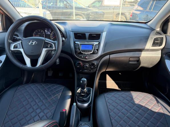 Hyundai Solaris I Рестайлинг с пробегом 2014 года, цена 849 000 рублей, 127290 км, хэтчбек, Автокод Объявления