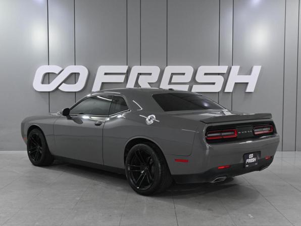 Dodge Challenger III Рестайлинг 2 с пробегом 2019 года, цена 3 349 000 рублей, 121158 км, купе, Автокод Объявления