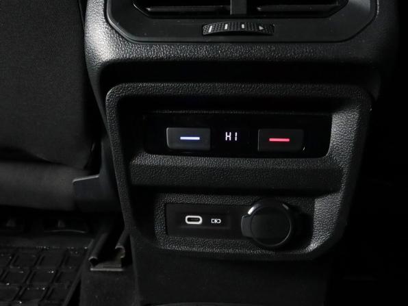 Volkswagen Tiguan II Рестайлинг с пробегом 2021 года, цена 2 360 000 рублей, 92950 км, внедорожник, Автокод Объявления