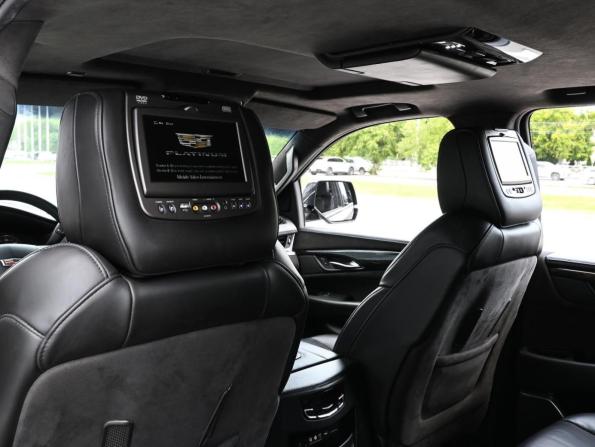 Cadillac Escalade IV с пробегом 2015 года, цена 3 950 000 рублей, 153388 км, внедорожник, Автокод Объявления