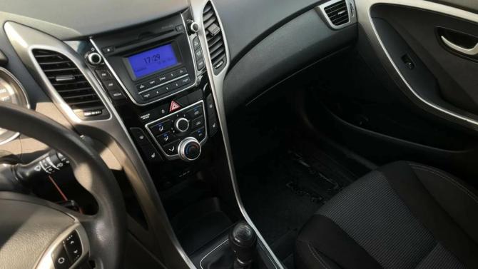 Hyundai i30 II с пробегом 2013 года, цена 970 000 рублей, 134800 км, хэтчбек, Автокод Объявления
