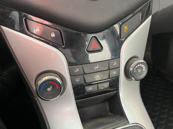Chevrolet Cruze I Рестайлинг с пробегом 2014 года, цена 819 000 рублей, 119641 км, универсал, Автокод Объявления