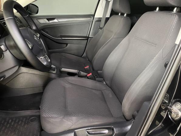 Volkswagen Jetta VI с пробегом 2013 года, цена 849 000 рублей, 261881 км, седан, Автокод Объявления