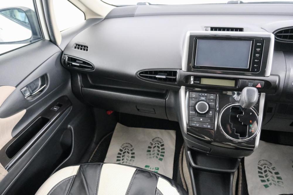 Toyota Wish II Рестайлинг Красноярск  - изображение 12