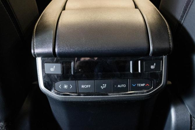 Toyota Highlander IV (XU70) с пробегом 2026 года, цена 5 399 000 рублей, 57 км, внедорожник, Автокод Объявления