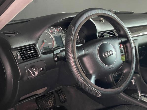 Audi A6 II (C5) Рестайлинг с пробегом 2002 года, цена 399 000 рублей, 253691 км, седан, Автокод Объявления