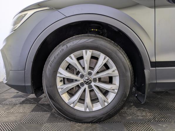 Volkswagen Tiguan II Рестайлинг с пробегом 2021 года, цена 3 500 000 рублей, 50963 км, внедорожник, Автокод Объявления