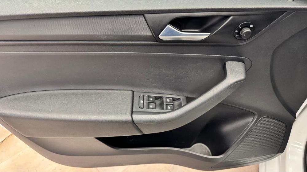 Volkswagen Polo VI Киров  - изображение 7