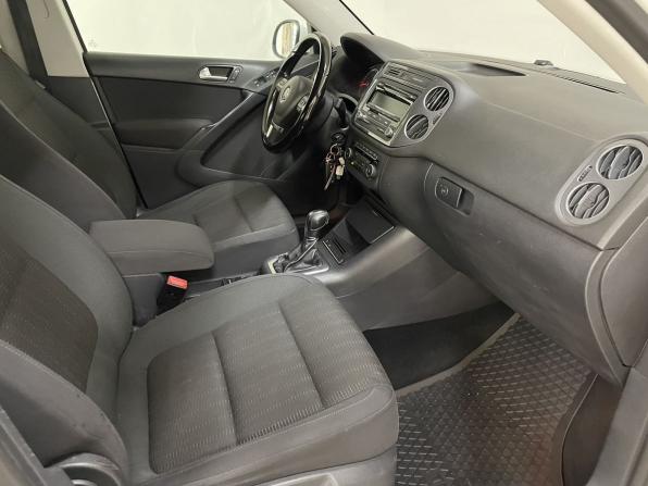 Volkswagen Tiguan I Рестайлинг с пробегом 2011 года, цена 1 126 000 рублей, 178541 км, внедорожник, Автокод Объявления