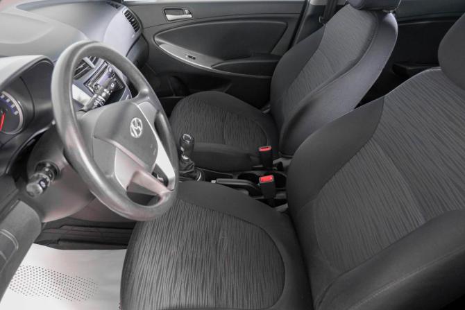 Hyundai Solaris I Рестайлинг с пробегом 2016 года, цена 719 000 рублей, 142000 км, хэтчбек, Автокод Объявления