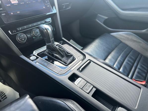 Volkswagen Passat B8 с пробегом 2018 года, цена 1 904 000 рублей, 144088 км, универсал, Автокод Объявления
