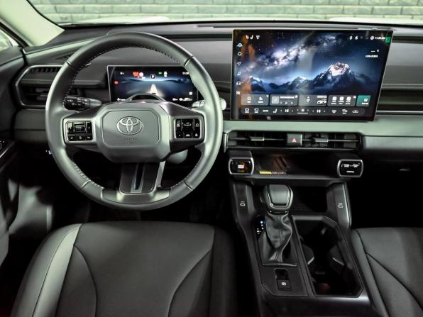 Toyota RAV4 VI (XA60) с пробегом 2026 года, цена 4 420 000 рублей, 51 км, внедорожник, Автокод Объявления