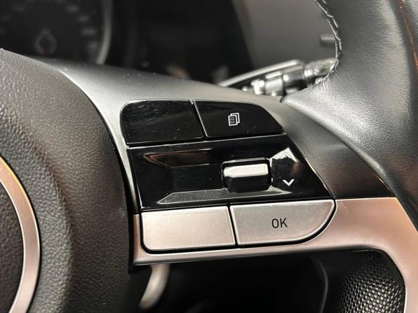 Hyundai Elantra VII (CN7) с пробегом 2022 года, цена 1 780 000 рублей, 50227 км, седан, Автокод Объявления