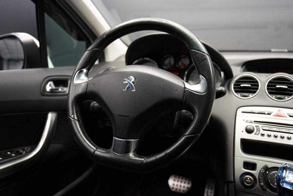Peugeot 408 I Крым  - изображение 12