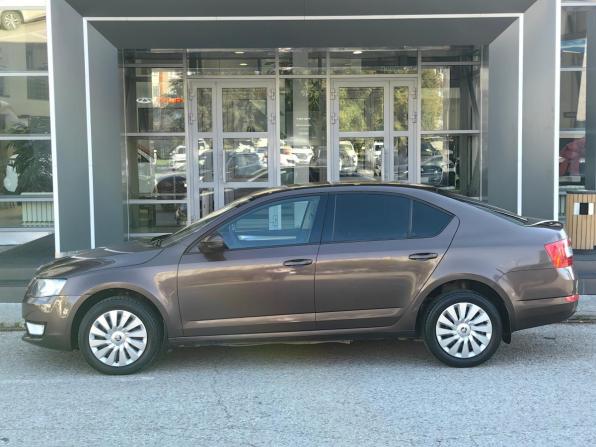 Skoda Octavia III (A7) с пробегом 2015 года, цена 1 080 000 рублей, 154000 км, лифтбек, Автокод Объявления