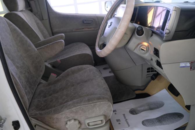 Nissan Elgrand II (E51) с пробегом 2002 года, цена 1 439 000 рублей, 153300 км, минивэн, Автокод Объявления