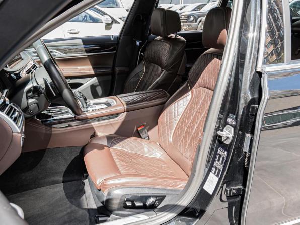 BMW 7 серии VI (G11/G12) Рестайлинг с пробегом 2020 года, цена 7 695 000 рублей, 79262 км, седан, Автокод Объявления